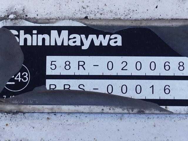 UDトラックスクオンアルミウイング大型（10t）[写真16]