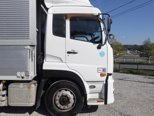 UDトラックスクオンアルミウイング大型（10t）[写真05]