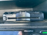 いすゞエルフクレーン4段小型（2t・3t）[写真28]