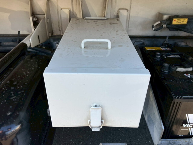 いすゞエルフパッカー車（塵芥車）小型（2t・3t）[写真12]