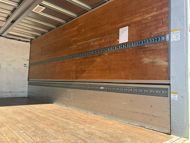 日野レンジャーアルミウイング中型（4t）[写真13]