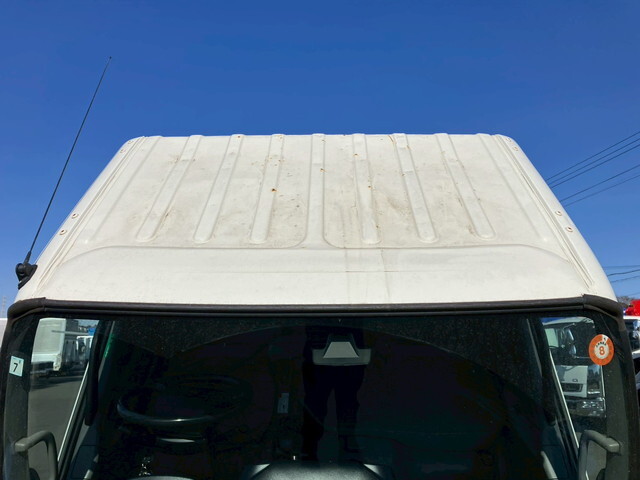 トヨタトヨエース平ボディ小型（2t・3t）[写真21]