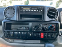 トヨタトヨエース平ボディ小型（2t・3t）[写真26]