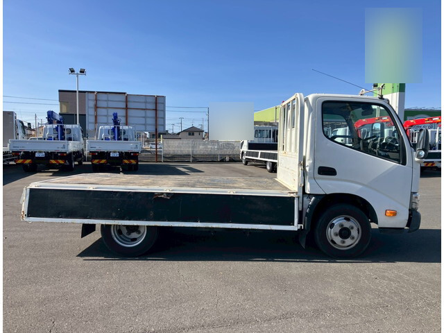 トヨタトヨエース平ボディ小型（2t・3t）[写真07]