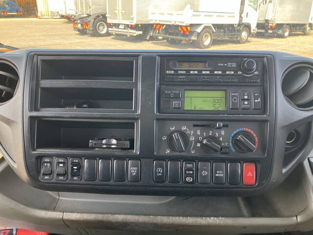 日野デュトロ冷凍車（冷蔵車）小型（2t・3t）[写真36]