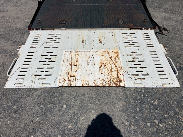 三菱ふそうキャンターセーフティローダー小型（2t・3t）[写真14]