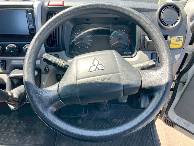 三菱ふそうキャンターセーフティローダー小型（2t・3t）[写真35]