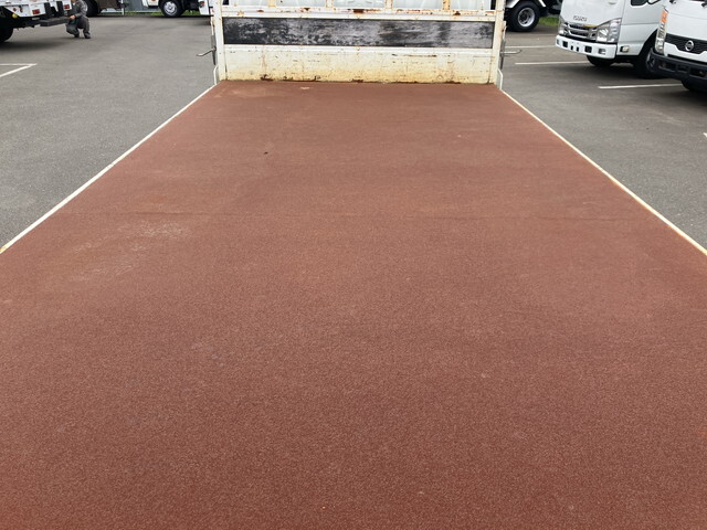 日野デュトロ平ボディ小型（2t・3t）[写真13]