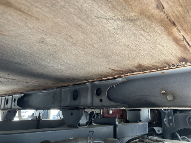 日野デュトロ平ボディ小型（2t・3t）[写真21]