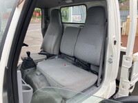 日野デュトロ平ボディ小型（2t・3t）[写真30]