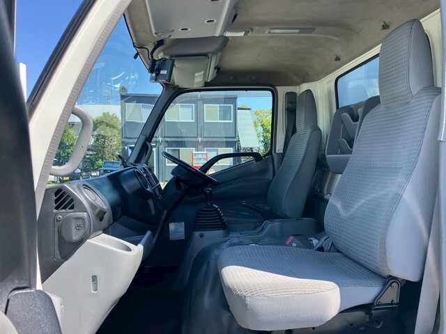 日野デュトロアルミウイング小型（2t・3t）[写真30]