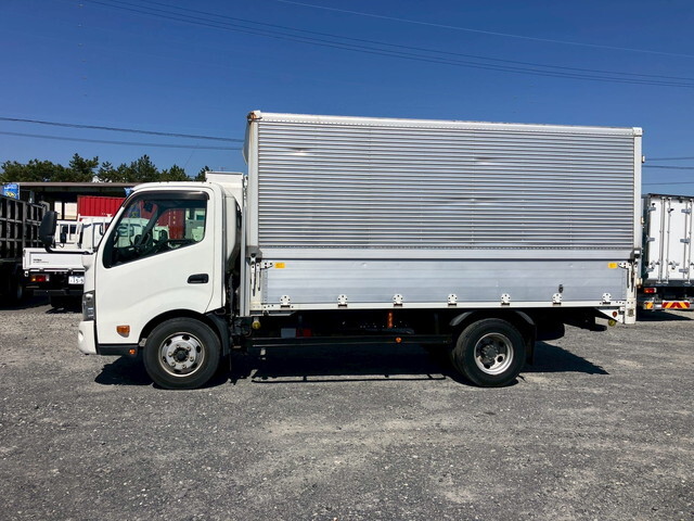 日野デュトロアルミウイング小型（2t・3t）[写真05]