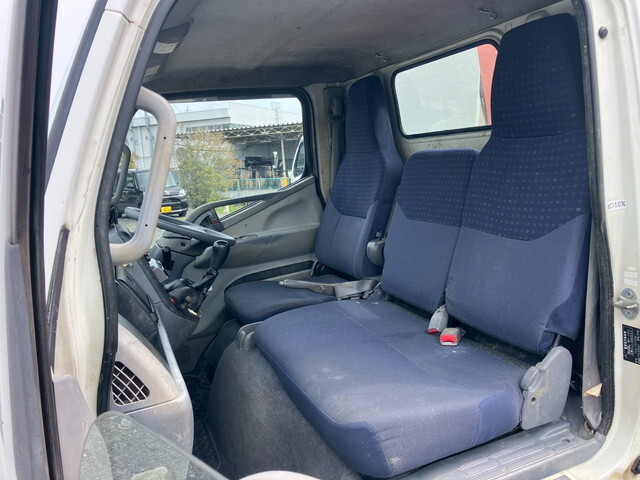 三菱ふそうキャンタークレーン4段小型（2t・3t）[写真32]