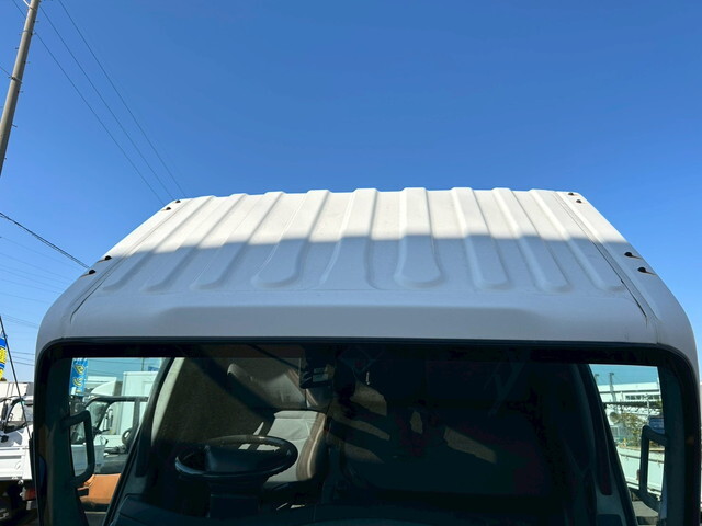 いすゞエルフ冷凍車（冷蔵車）小型（2t・3t）[写真10]