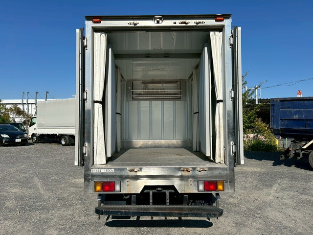 いすゞエルフ冷凍車（冷蔵車）小型（2t・3t）[写真13]