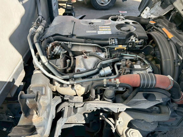 いすゞエルフ冷凍車（冷蔵車）小型（2t・3t）[写真29]