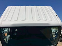 いすゞエルフ冷凍車（冷蔵車）小型（2t・3t）[写真11]