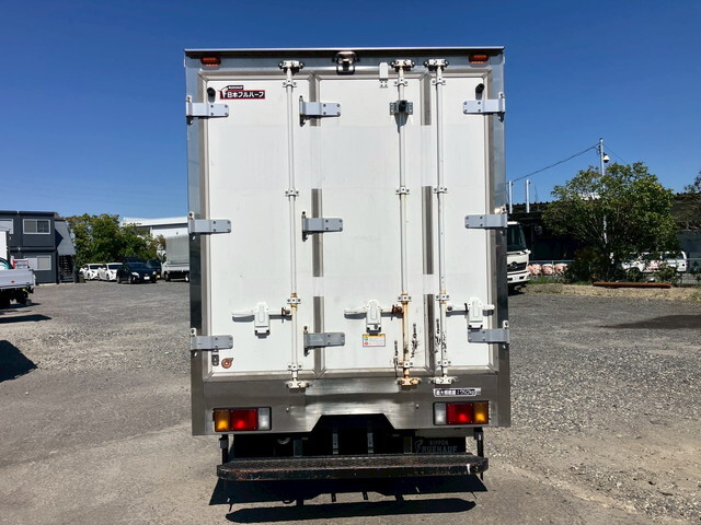 いすゞエルフ冷凍車（冷蔵車）小型（2t・3t）[写真11]