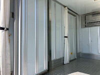 いすゞエルフ冷凍車（冷蔵車）小型（2t・3t）[写真15]