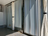 いすゞエルフ冷凍車（冷蔵車）小型（2t・3t）[写真16]