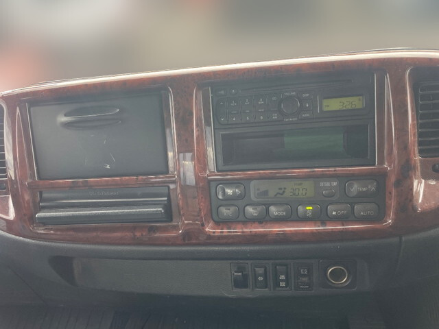 日野レンジャーコンテナ専用車中型（4t）[写真36]