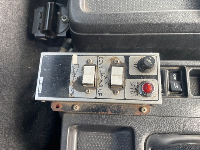 日野レンジャーコンテナ専用車中型（4t）[写真37]