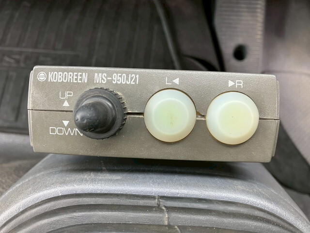 いすゞフォワードダンプ中型（4t）[写真28]