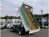 日野レンジャーダンプ中型（4t）[写真02]