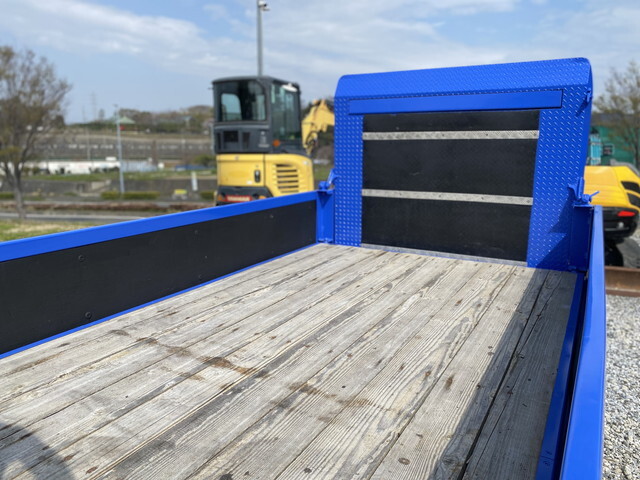 いすゞエルフ平ボディ小型（2t・3t）[写真14]