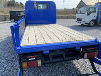 いすゞエルフ平ボディ小型（2t・3t）[写真16]