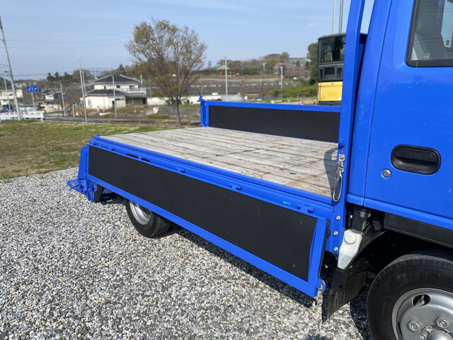 いすゞエルフ平ボディ小型（2t・3t）[写真16]