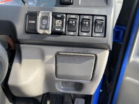 いすゞエルフ平ボディ小型（2t・3t）[写真31]