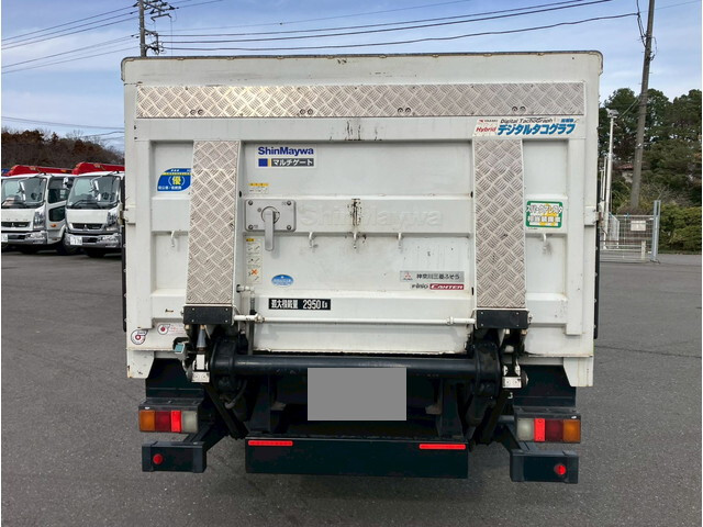 三菱ふそうキャンターアルミブロック小型（2t・3t）[写真12]