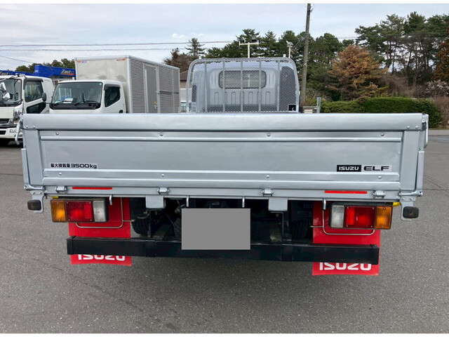 いすゞエルフ平ボディ小型（2t・3t）[写真12]