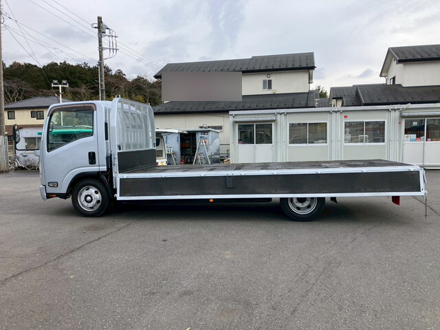 いすゞエルフ平ボディ小型（2t・3t）[写真15]