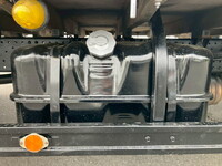 いすゞエルフ平ボディ小型（2t・3t）[写真18]