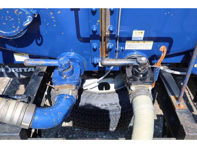 日野デュトロバキュームカー小型（2t・3t）[写真10]