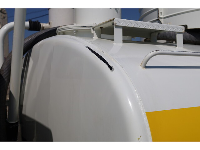 日野デュトロバキュームカー小型（2t・3t）[写真29]