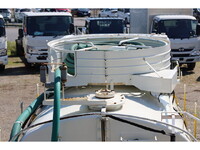 日野デュトロバキュームカー小型（2t・3t）[写真09]