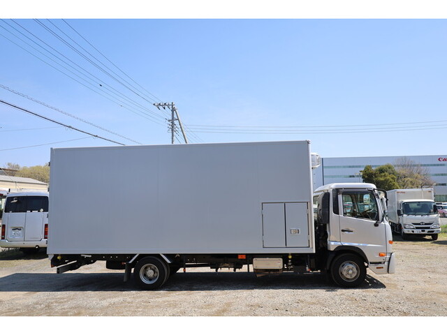 UDトラックスコンドル冷凍車（冷蔵車）中型（4t）[写真16]