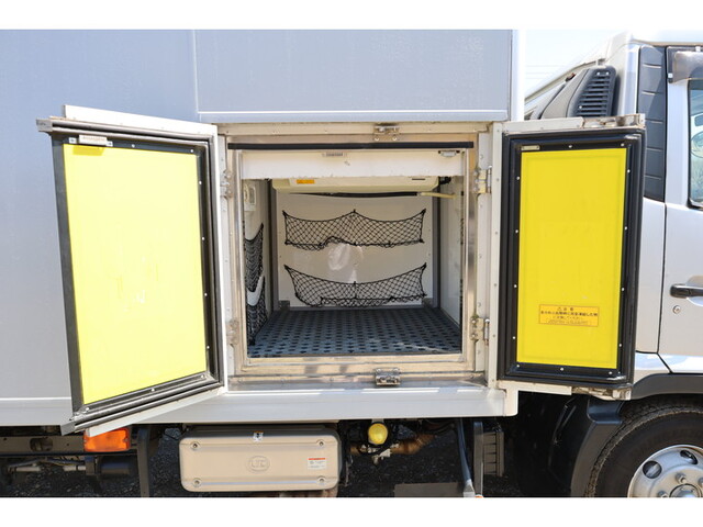 UDトラックスコンドル冷凍車（冷蔵車）中型（4t）[写真18]