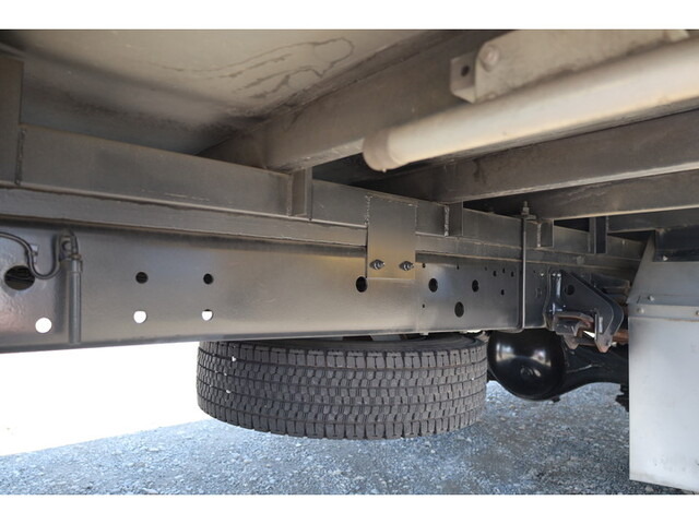 UDトラックスコンドル冷凍車（冷蔵車）中型（4t）[写真23]