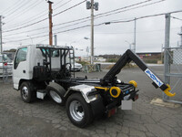 いすゞエルフコンテナ専用車小型（2t・3t）[写真04]