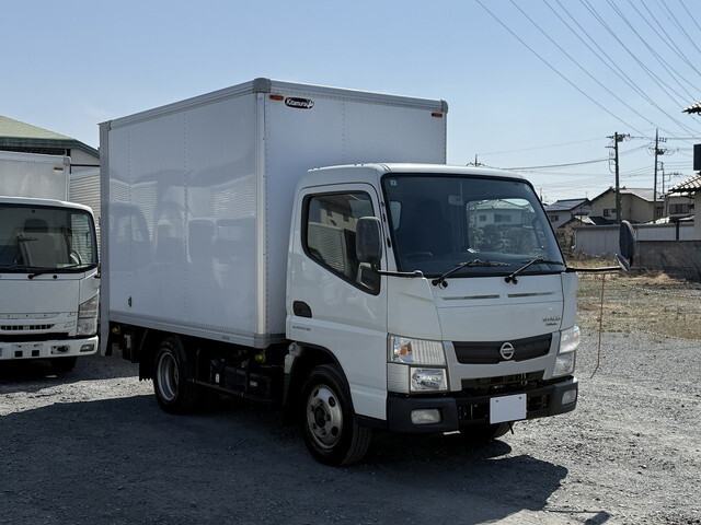 日産アトラスパネルバン小型（2t・3t）[写真01]