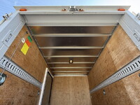 日産アトラスパネルバン小型（2t・3t）[写真11]