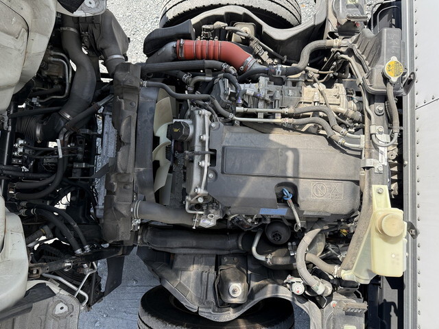 日産アトラスパネルバン小型（2t・3t）[写真15]