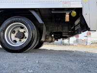 日産アトラスパネルバン小型（2t・3t）[写真23]