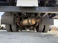 日産アトラスパネルバン小型（2t・3t）[写真24]