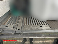 日野レンジャー冷凍車（冷蔵車）中型（4t）[写真12]