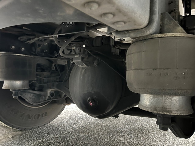 日野レンジャー冷凍車（冷蔵車）中型（4t）[写真22]